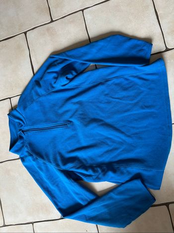 Pull polaire en M
