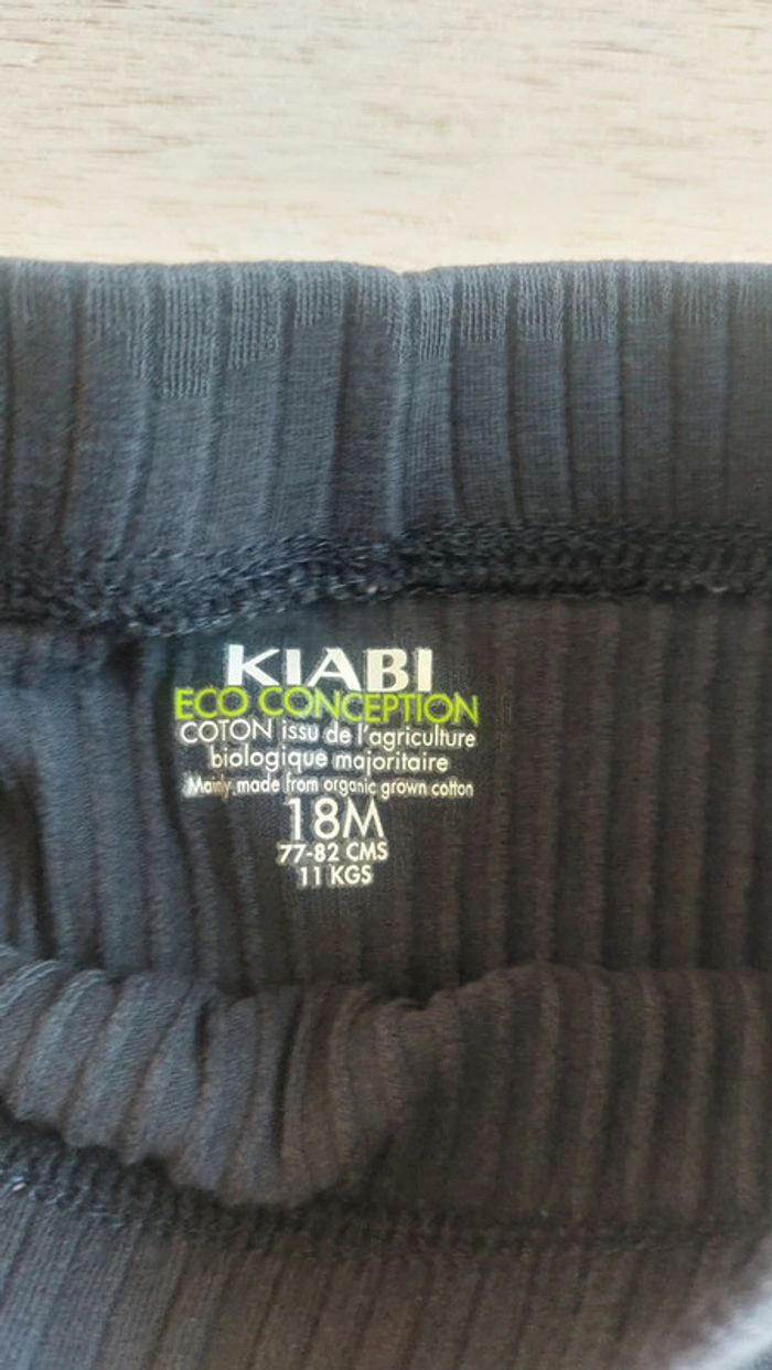 Legging fin, mis saison 18 mois très bon état - photo numéro 2