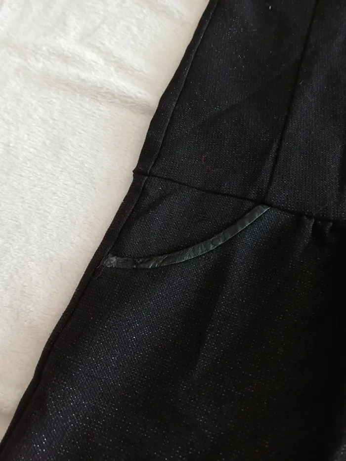 Robe noir 8 ans - photo numéro 3