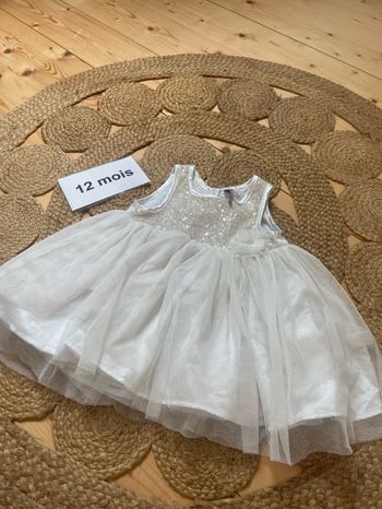 Robe de cérémonie mariage baptême anniversaire blanche à sequins