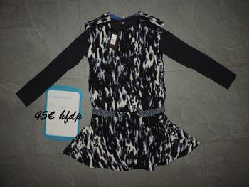 robe avec tee shirt catimini taille 14 ans neuf