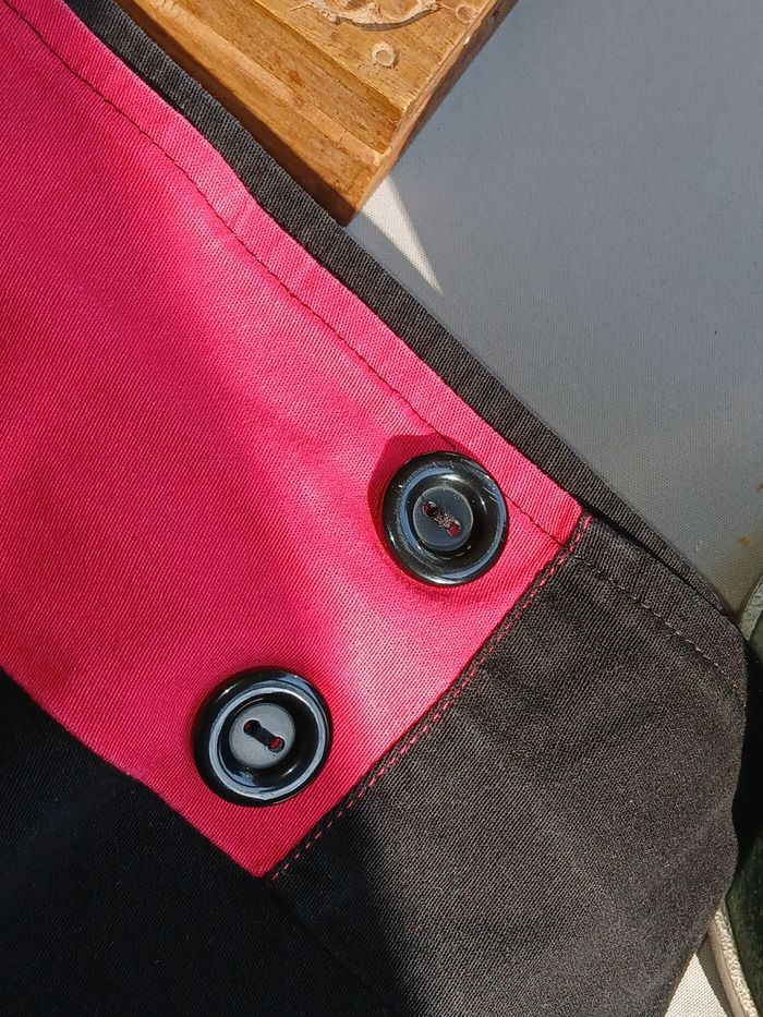 Jupe courte Promod noire et fuschia - photo numéro 6