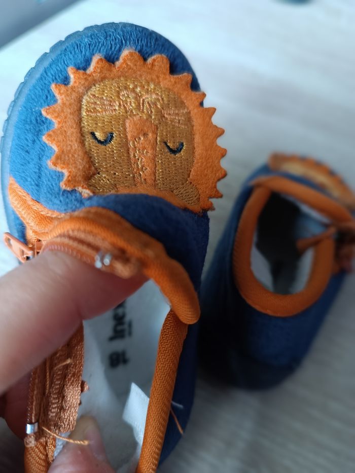Chaussons bébé 18 - photo numéro 4