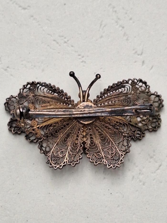 Broche en argent filigrané en forme de papillon - photo numéro 3