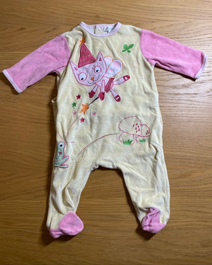 Kitchoun Pyjama Grenouillère jaune Taille 9 mois - photo numéro 2