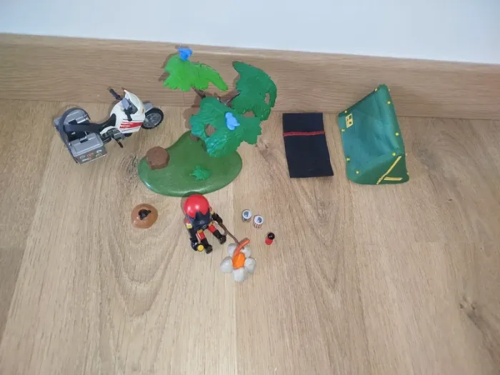 Camping sauvage Playmobil - photo numéro 3