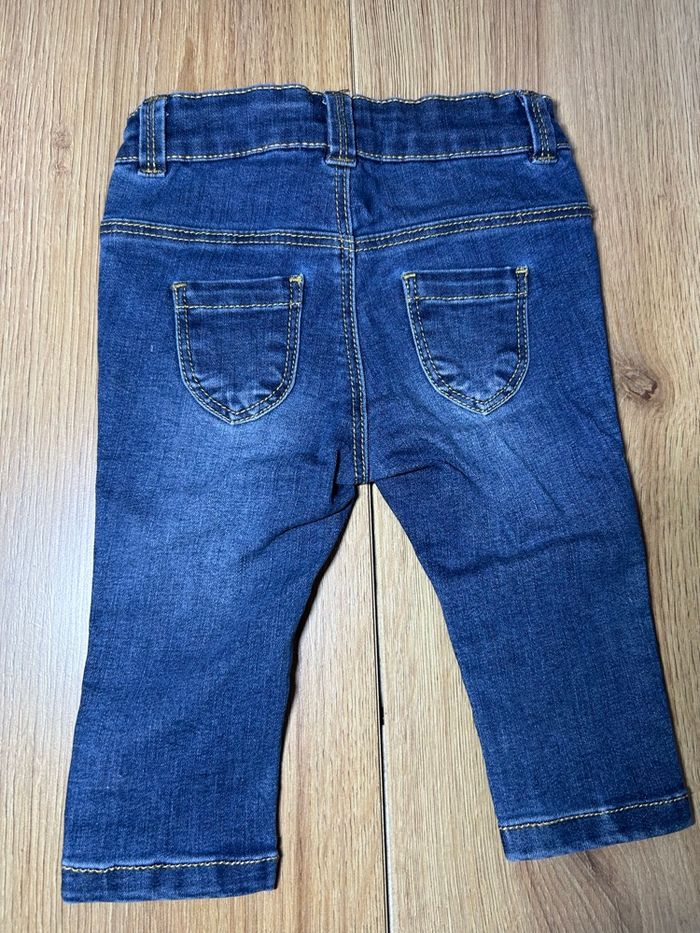 đđ„ LOT JEANS BĂBĂ 6 MOIS â SUPER AFFAIRE đ„đ¶ - photo numĂ©ro 3