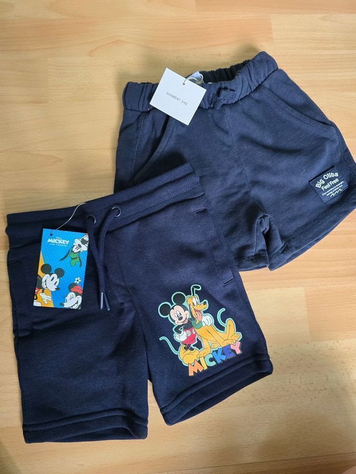 NEUFS (NON PORTÉS) 🏷🏷💙💙 🤩😍deux shorts 24 mois/2ans (92cm) garçon 💙💙🤩😍