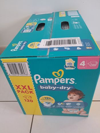 A vendre couches pampers taille 5