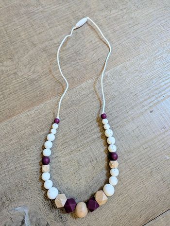 Collier allaitement prune blanc granite bois silicone 