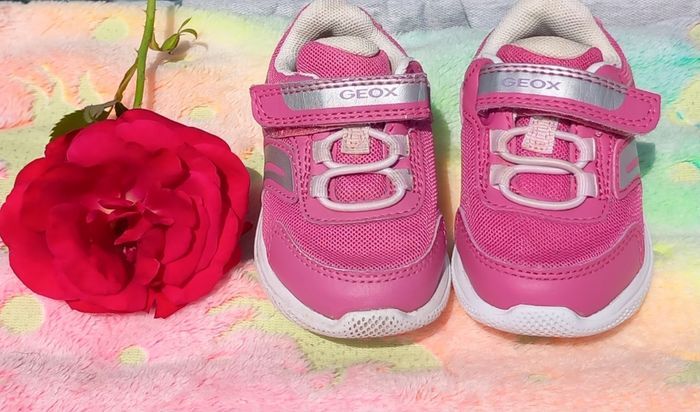 Belles baskets GEOX 🌸 - photo numéro 2