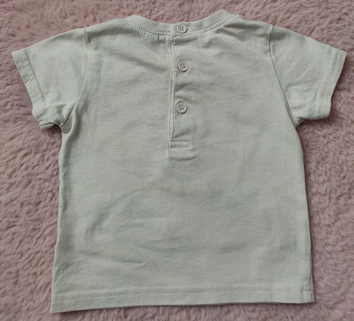 👶 Tee-shirt 12 mois 👶 - photo numéro 2