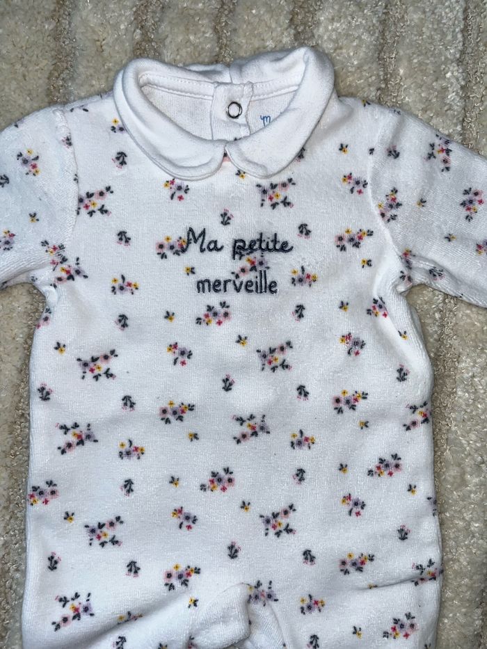 Pyjama, naissance, bébé fille - photo numéro 2