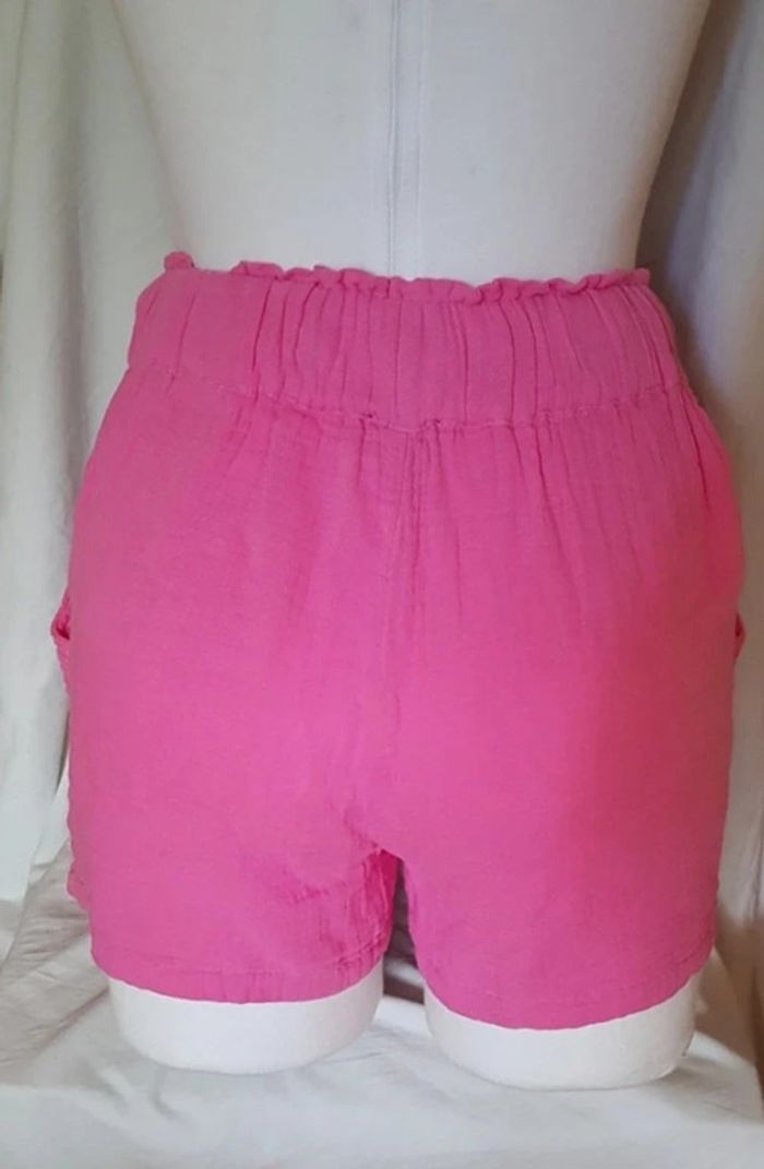 Short léger - photo numéro 4