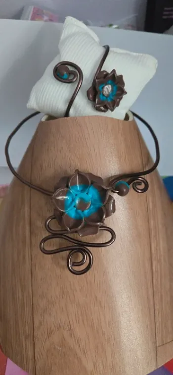 Parure collier et bracelet fimo et métal neuf