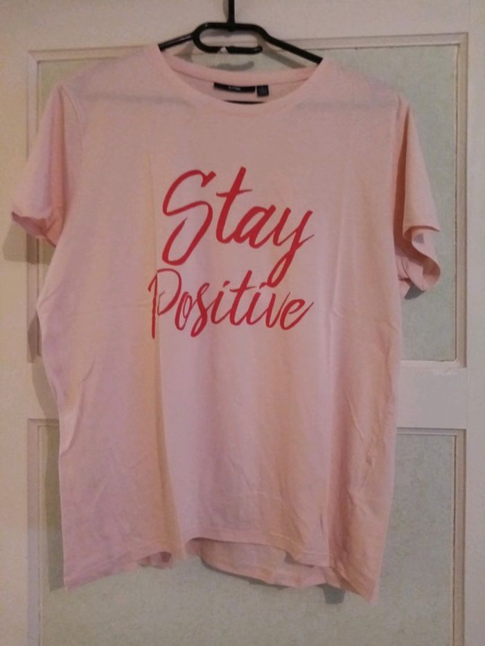 Tee shirt