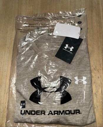 T-shirt Under Armour 