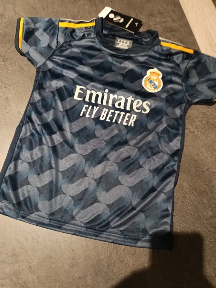 Tenue foot Real Madrid Jude Bellingham bleu. T.20 - photo numéro 2