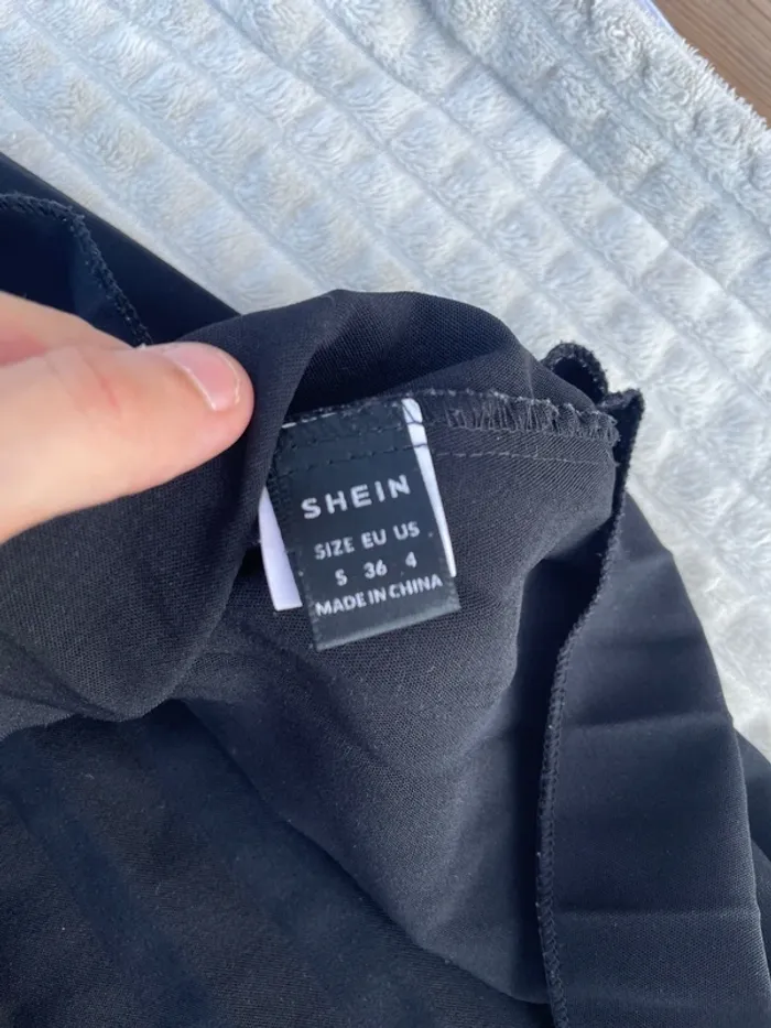 Jupe longue plissée noire SHEIN – Taille S, taille élastique - photo numéro 5