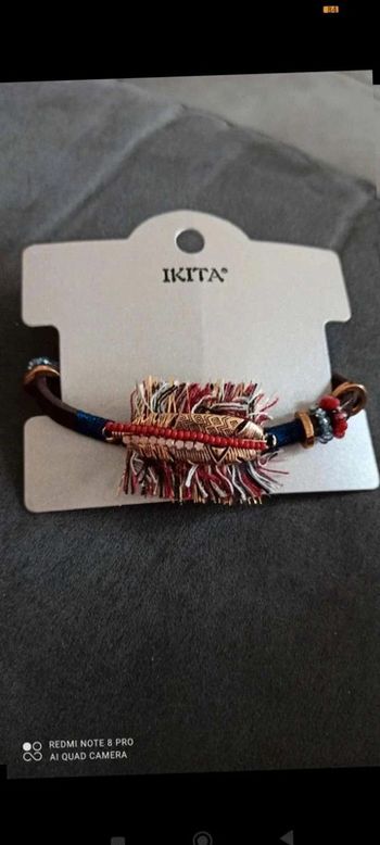 Bracelet  simili cuir dore  marron  franges ikita