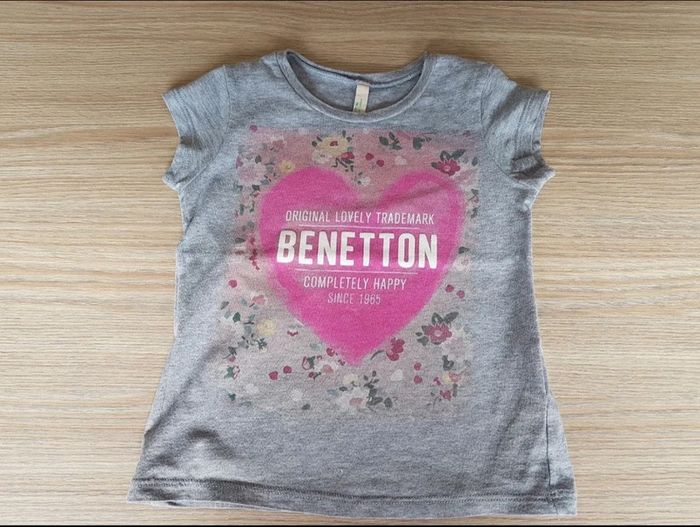 Tee shirt benetton 2 ans