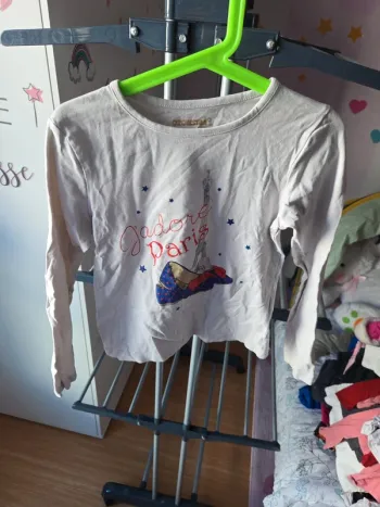Tee shirt manche longue taille 8 ans