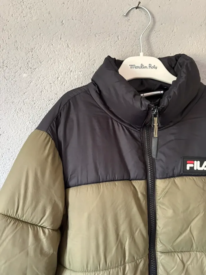 Blouson Fila 9-10ans 🚗 - photo numéro 2