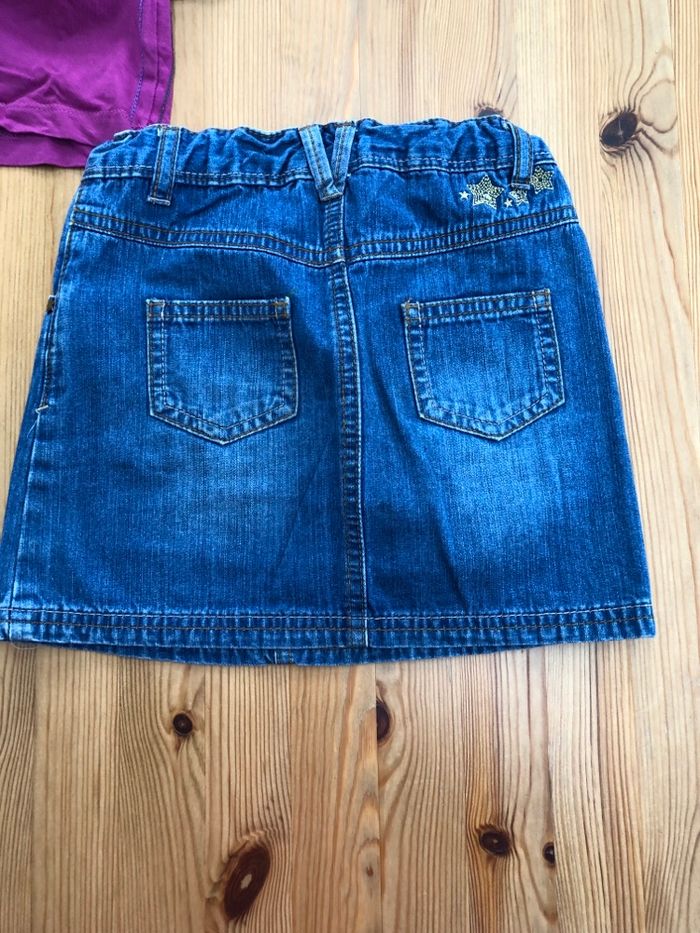 Lot tee-shirts / jupe/ robe - photo numéro 2