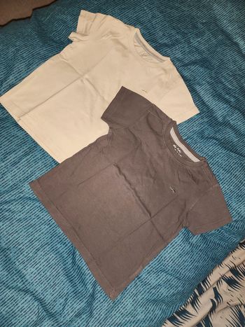 Lot 2 t-shirts