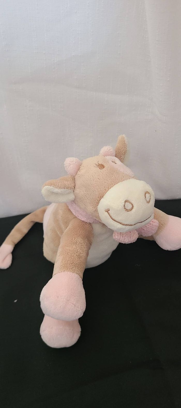 peluche Lola vache NOUKIE'S rose beige écharpe cocard - photo numéro 3
