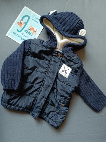 Blouson de printemps 🦕 Taille 9 mois
