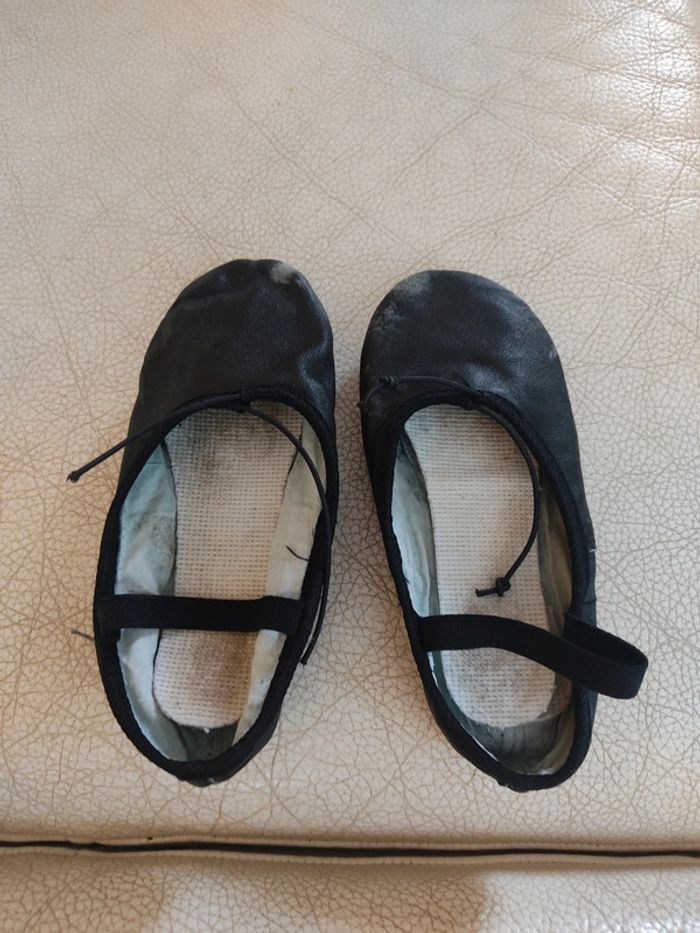 Chaussons de danse noir taille 31 - photo numéro 2