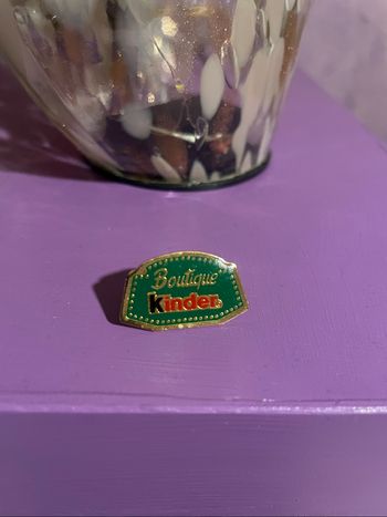 Pin’s vintage kinder