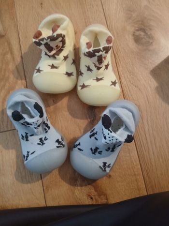 Lot de deux pairesde chaussons 12,5 cm