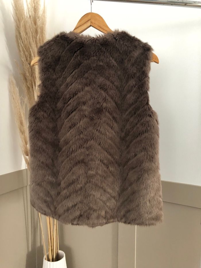 Fourrure synthétique sans manches H&M 36 - photo numéro 3