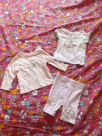 Lot de vêtements 6 mois