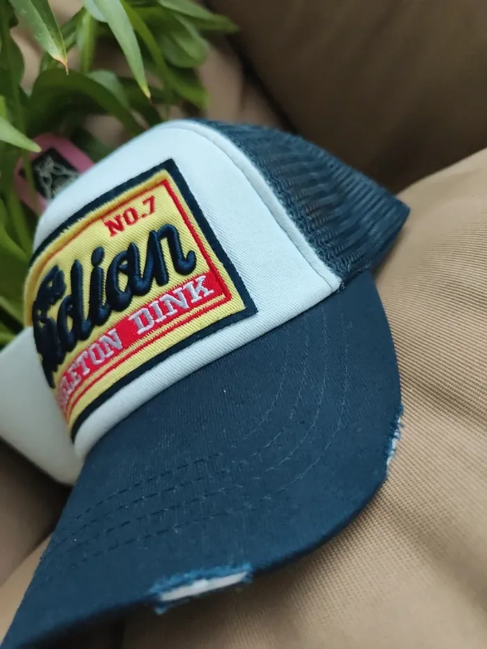 Casquette Trucker The Indian bleue marine - photo numéro 2
