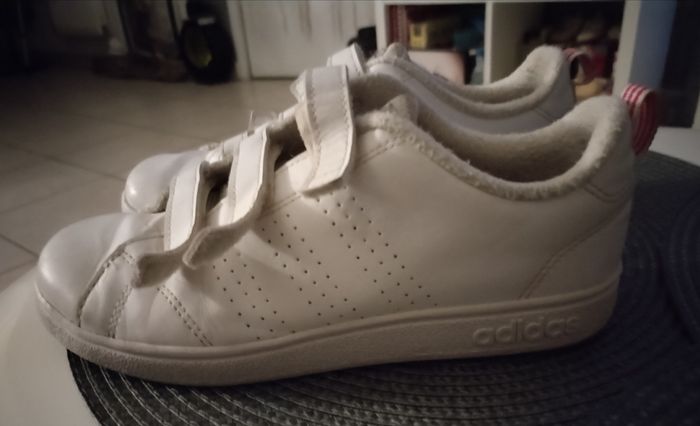 Baskets blanche "Adidas" en cuir - photo numéro 2