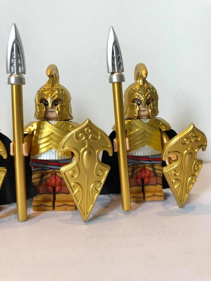 Figurine type lego 4elfes lanciers. le seigneur des anneaux - photo numéro 2
