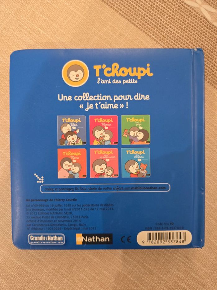 T'choupi aime papa - livre tout carton - photo numéro 2