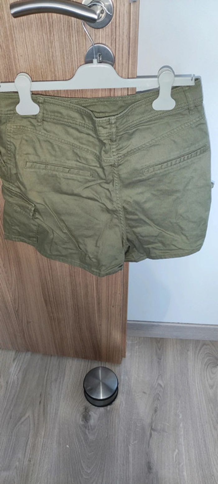 Short cargo - photo numéro 3