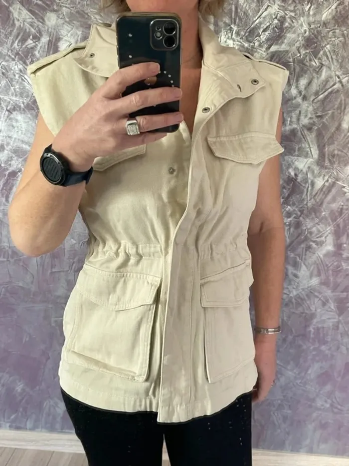 Veste en jean beige sans manches - photo numéro 4