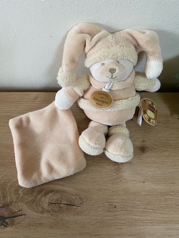 Doudou peluche ours douceur macaron mouchoir beige doudou et compagnie