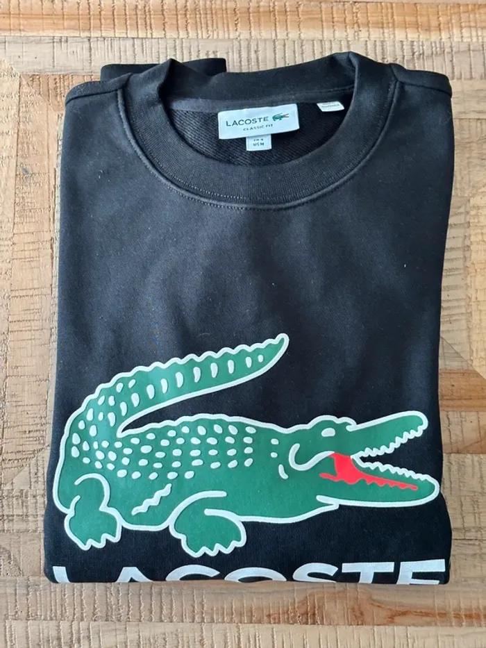Sweat Lacoste neuf - photo numéro 2