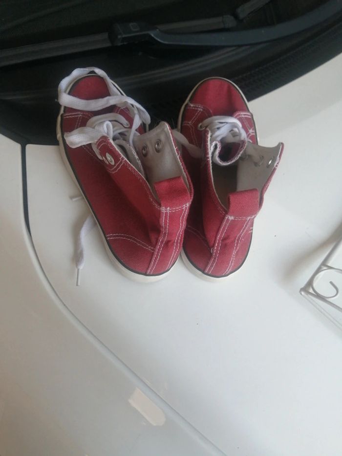 Basket haute T. 32 - photo numéro 4