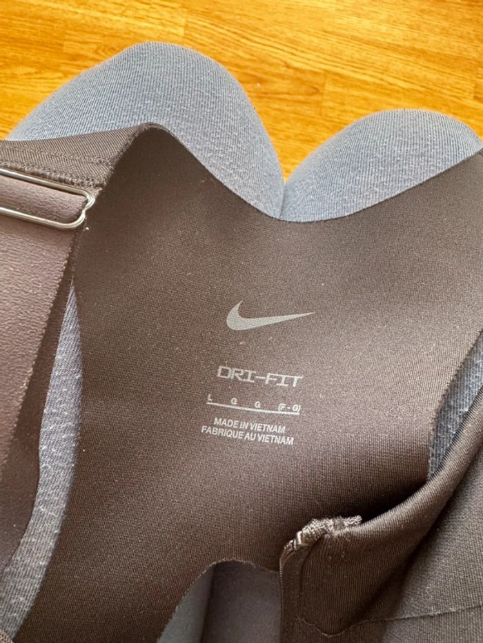 Brassière sport Nike dri-fit L - photo numéro 7