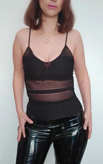 Top noir résille sexy transparent taille S