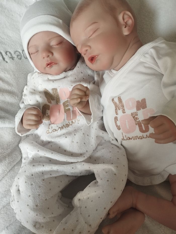 Bébé reborn jumelles - photo numéro 5