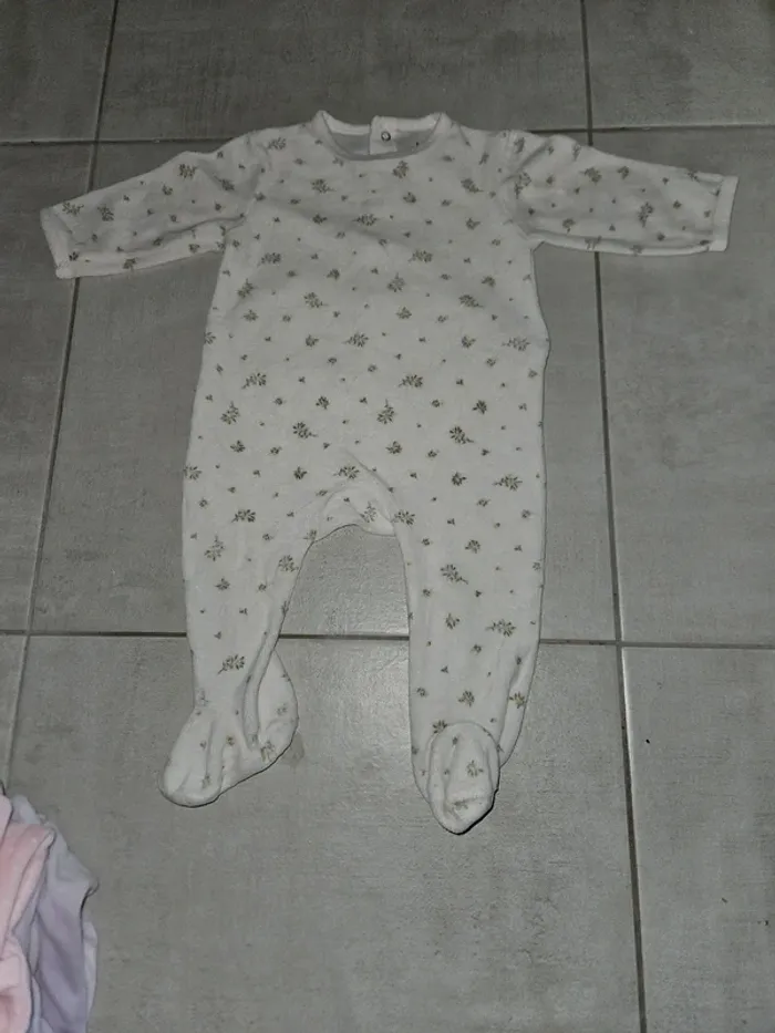 Pyjamas 9 mois - photo numéro 4