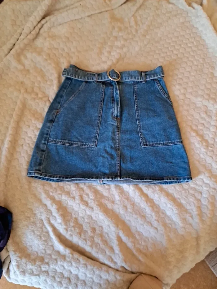 Mini-jupe femme T36 chic et tendance